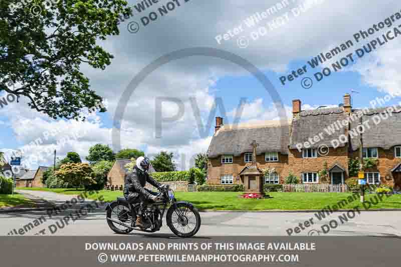 Vintage motorcycle club;eventdigitalimages;no limits trackdays;peter wileman photography;vintage motocycles;vmcc banbury run photographs